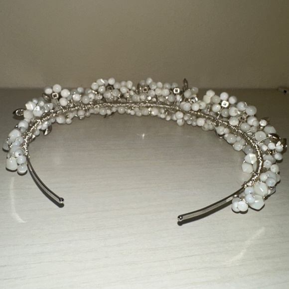 Bridal Headpiece - Picture 2 of 2
